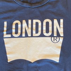 London England Levi’s T Shirt Navy Men’s XL